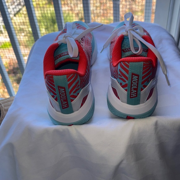 NWOT Moolah Kicks Neovolt Sports sneakers for women. - Picture 3 of 4